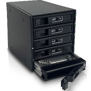 FANTEC BP-T3151-12G/6G SAS (12G) + SATA (6G) Backplane für 5x 3,5"/2,5" SSD/HDD 00045Q