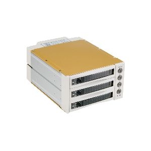 FANTEC SNT-BA2131-2, SAS + SATA I,II & III Backplane für 3x 3,5" HDD 37469E